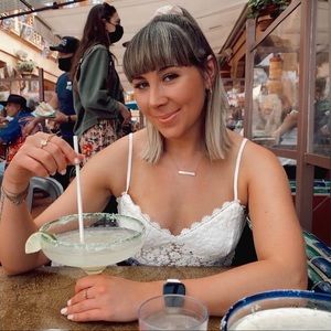 Meet your Posher, Amy